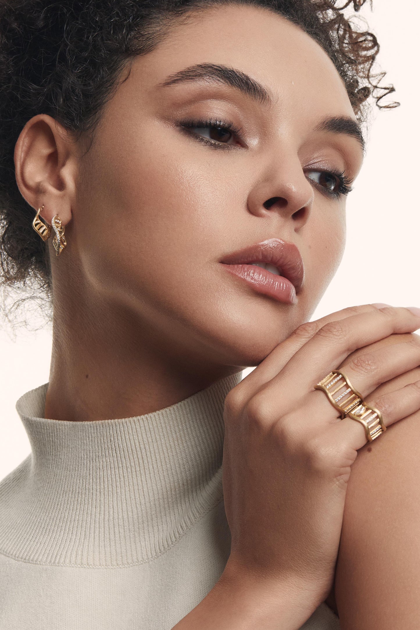 Signature Hoops Full Pavé Diamonds with Diamond Borders 14mm